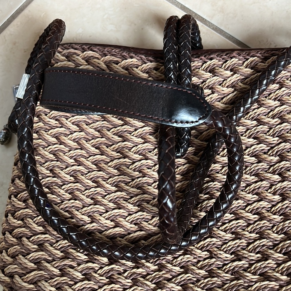 Brighton Straw Shoulder Bag - Picture 10 of 15